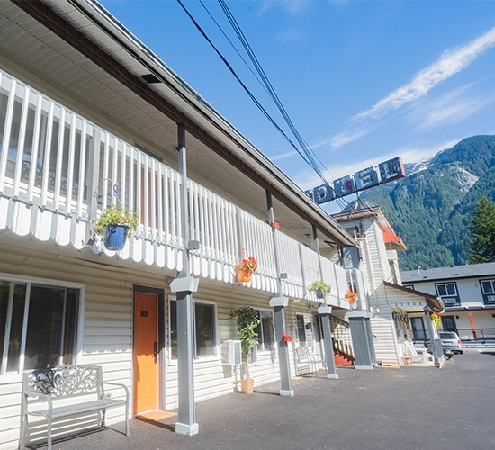 Hotel Accommodations in Hope, BC